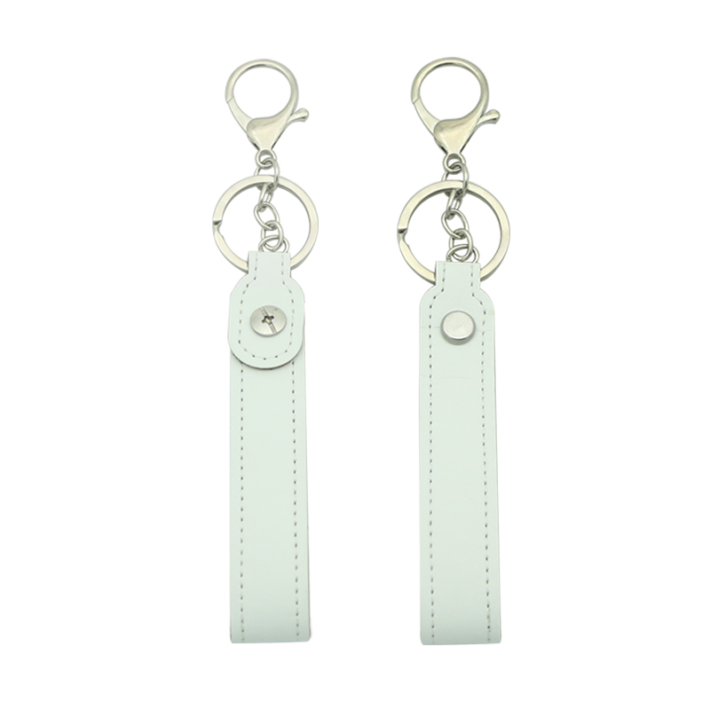 Chaveiro com cordão em couro sintético por sublimação Chaveiro com cordão em couro sintético por sublimação